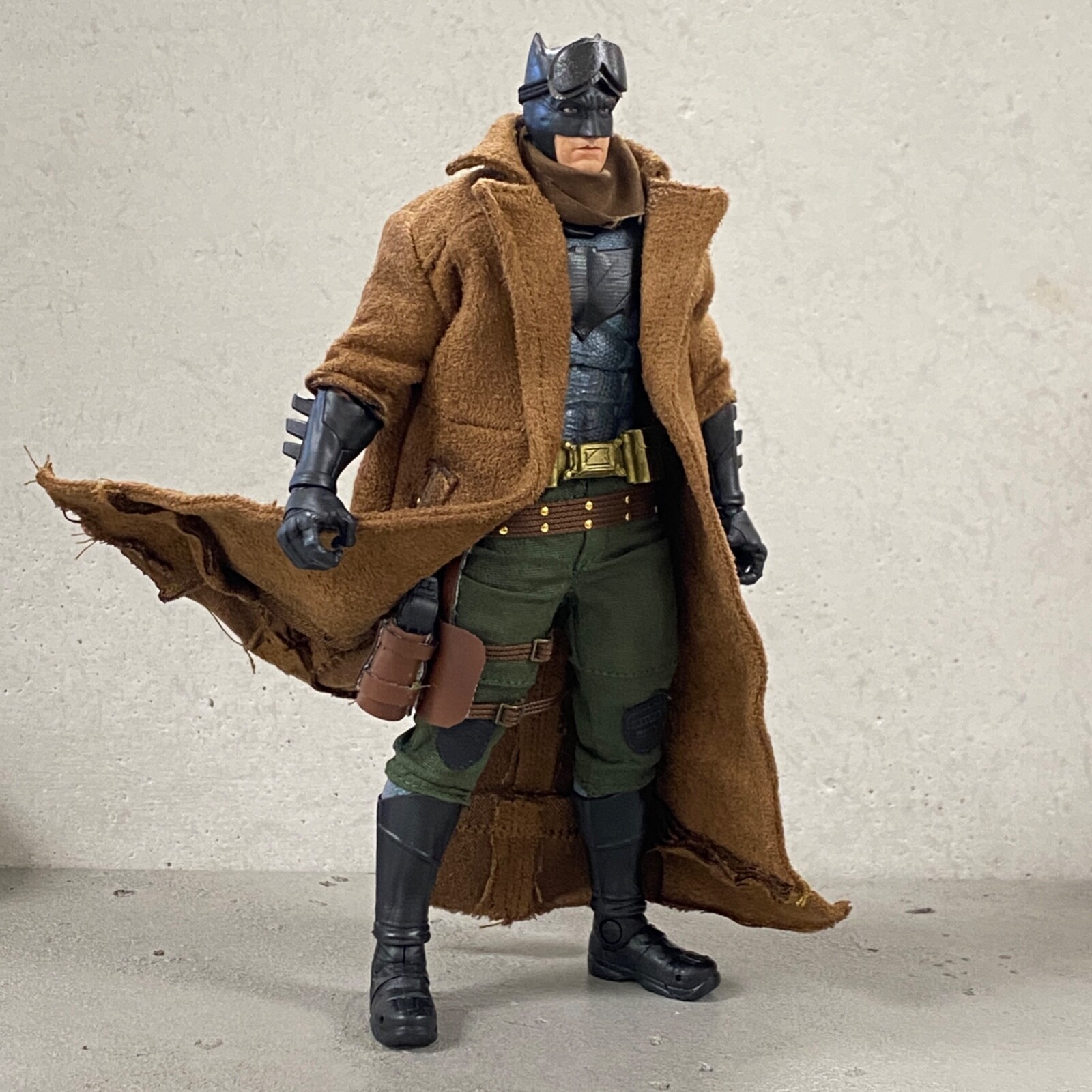 PB-MF-NMBT-SET: 1/12 Knightmare Batman Outfit Set for McFarlane BvS Batman