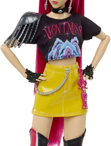 KPop Demon Hunters HUNTR/X: Mira “How It’s Done» Doll PRESALE (SHIPS ON 7/30/26)
