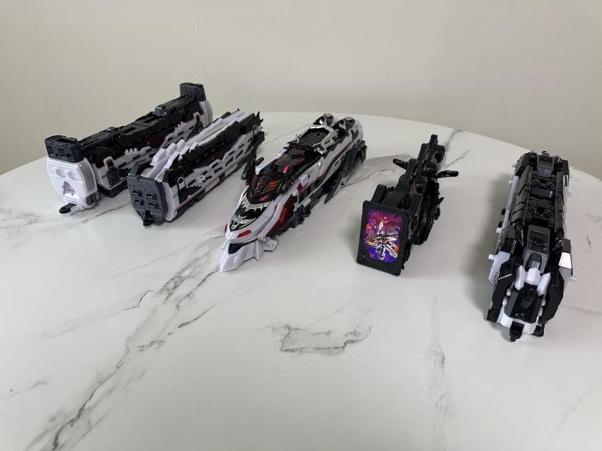 Metal Cardbot W «Tyrant Zero» – The Ultimate Colossal Black Dragon Emperor K-toy