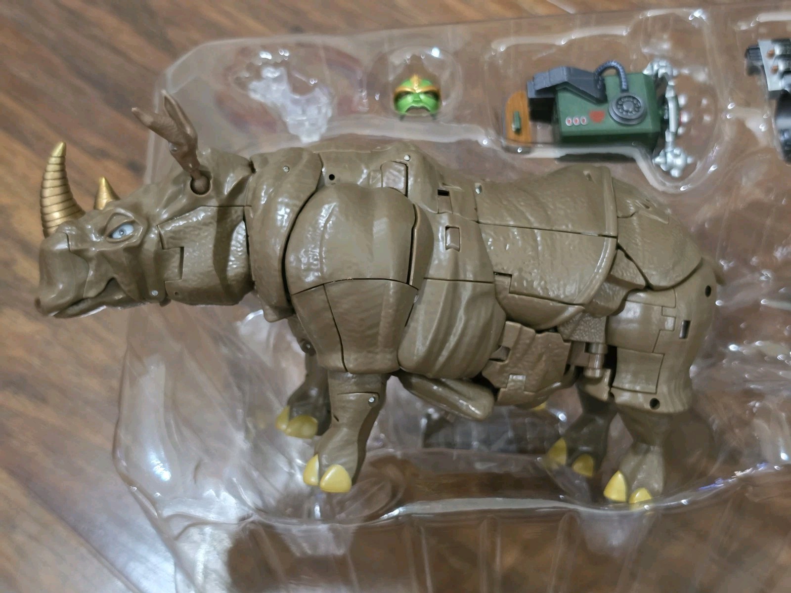 Transformers Masterpiece MP-59 Cybertron Defense Beast Wars Rhinox Takara TOMY