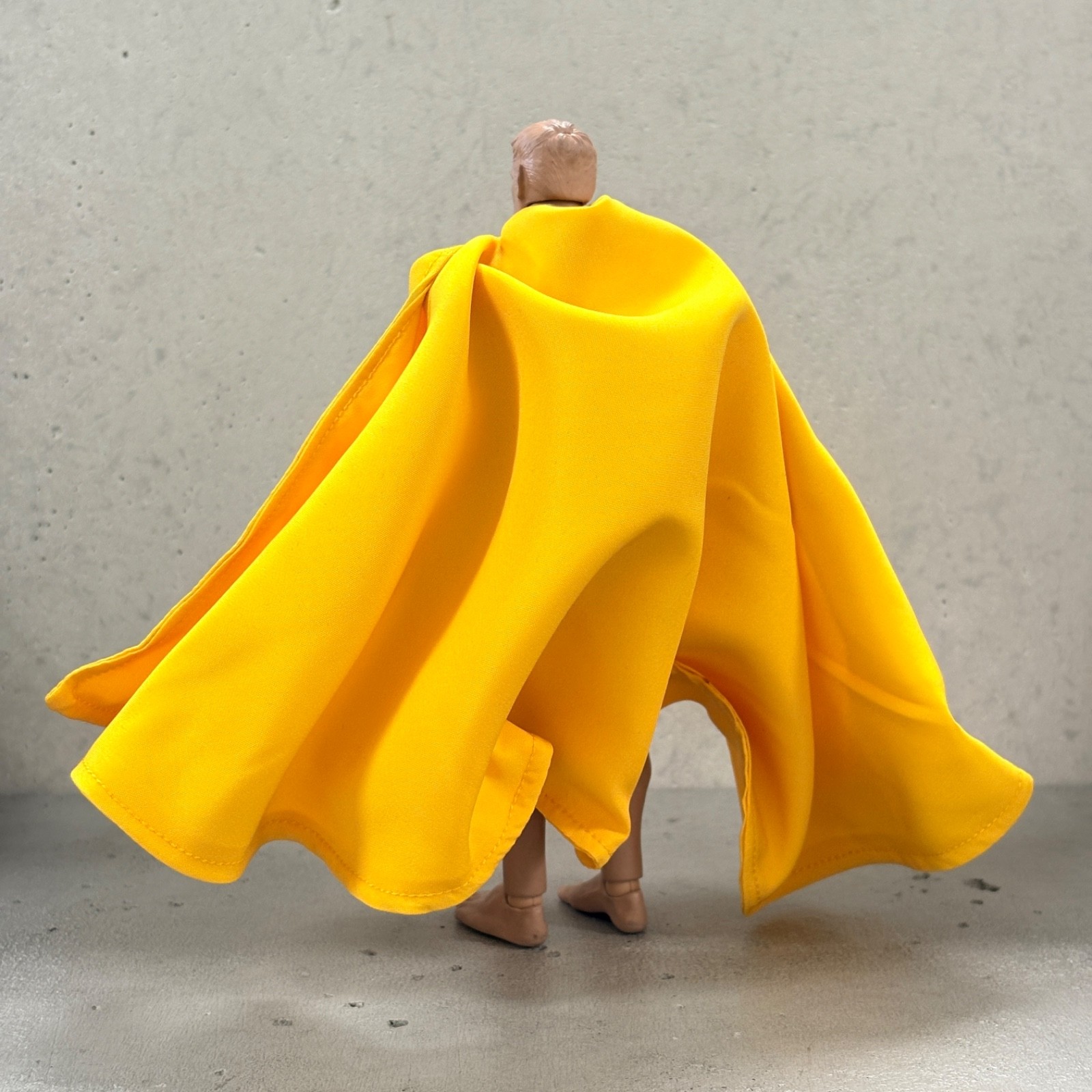PB-C-YEL: 1/12 scale Yellow wired cape for 6″ action figure