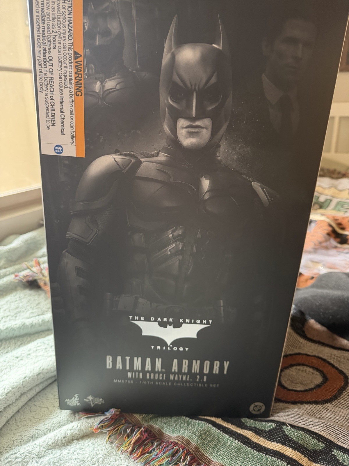 Hot Toys MMS750 The Dark Knight 1/6 Batman Armory with Bruce Wayne 2.0