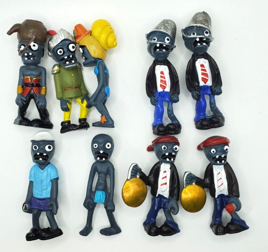 Plants vs Zombies PVC Figures 2-3″ PVC Toys Cake Topper Vinyl 9-2 doubles Lot