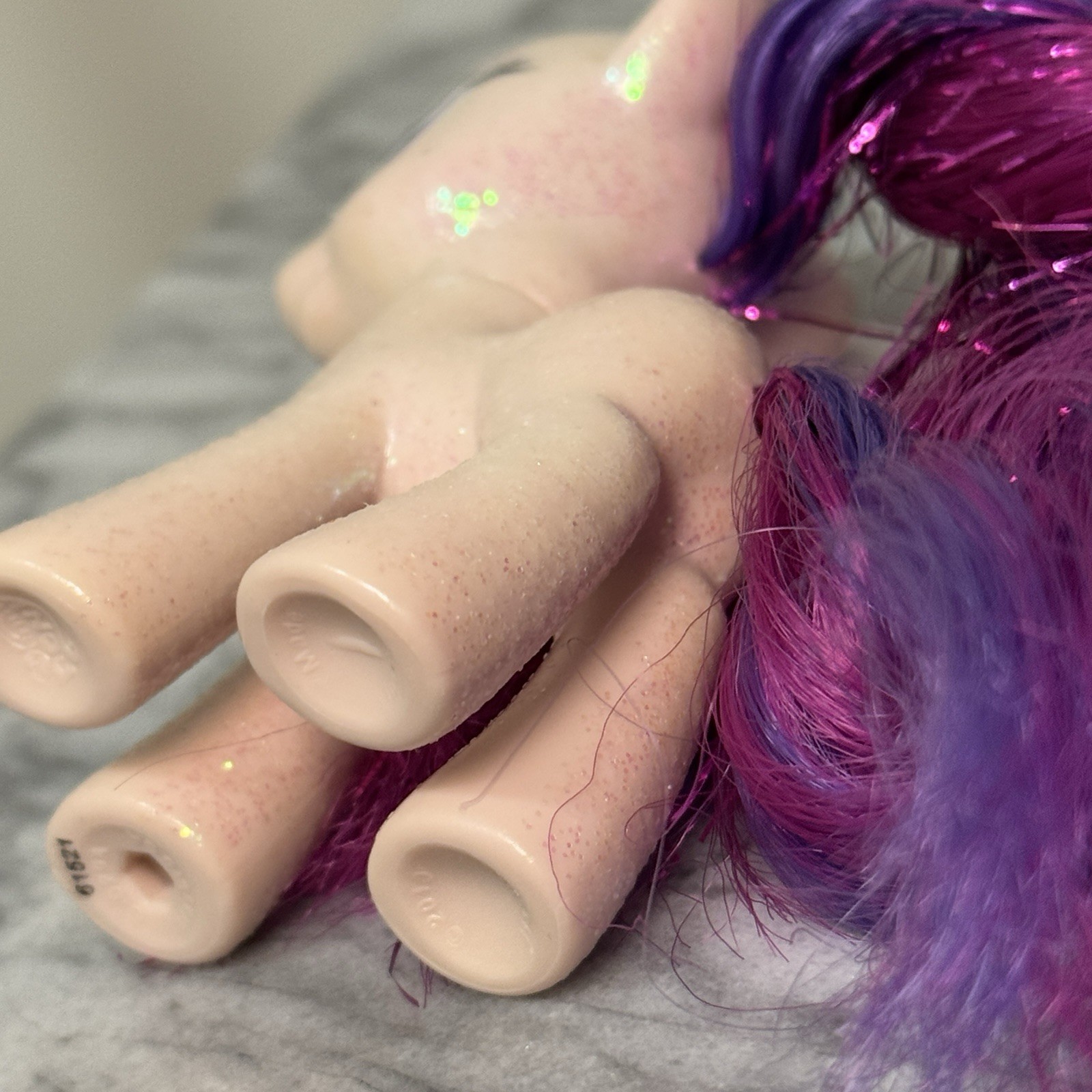 My Little Pony G4 Elements of Friendship Glitter Rarity with Skirt Rare