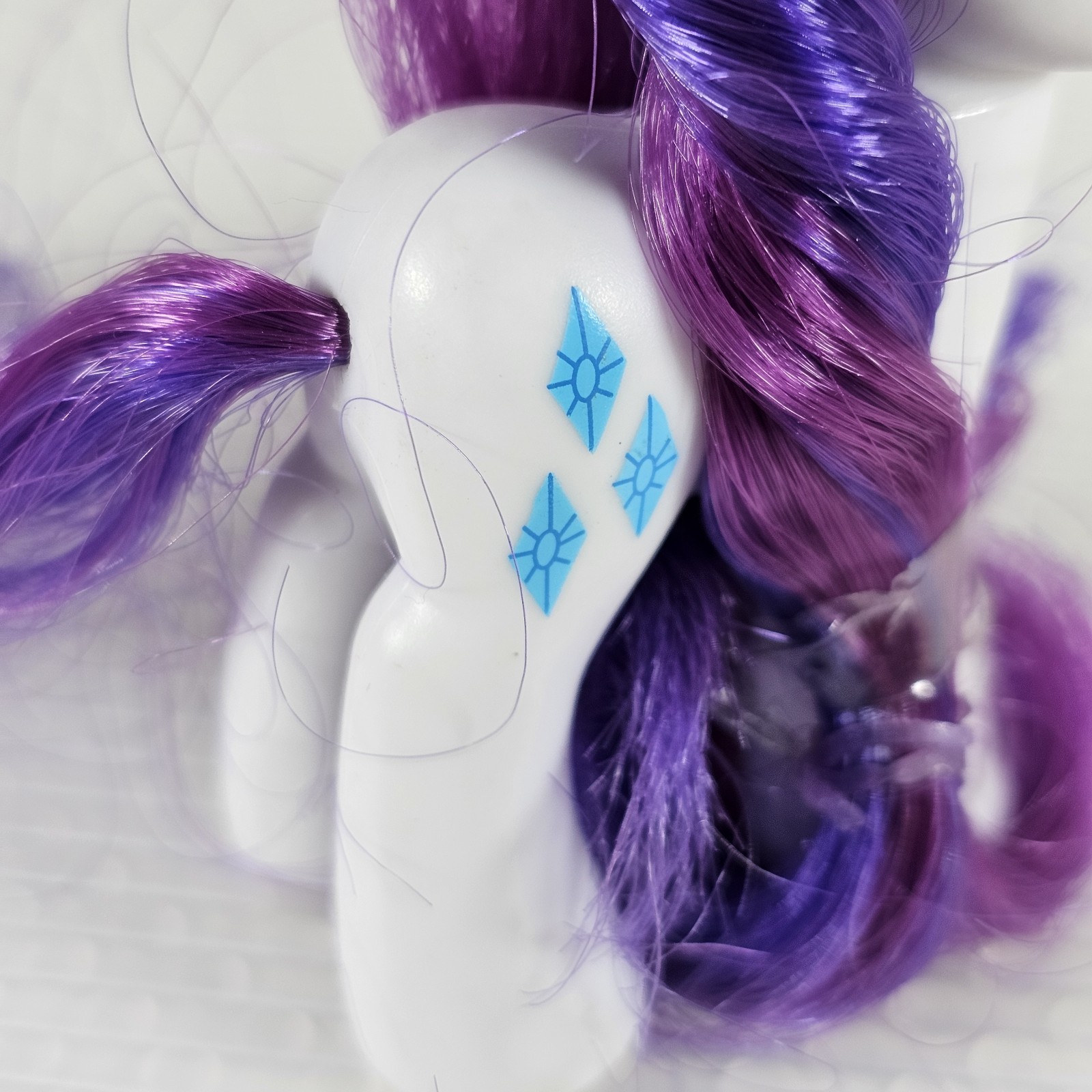 My Little Pony G4 Rarity Brushable Figure 3″ w/ Accessories & Pet Bird