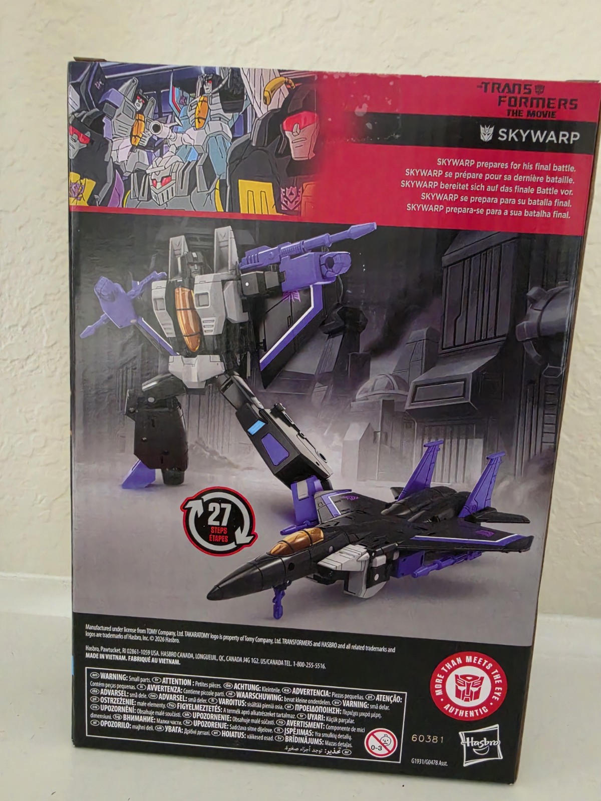 Transformers Studio Series 7 Inch Action Figure Voyager Class Skywarp