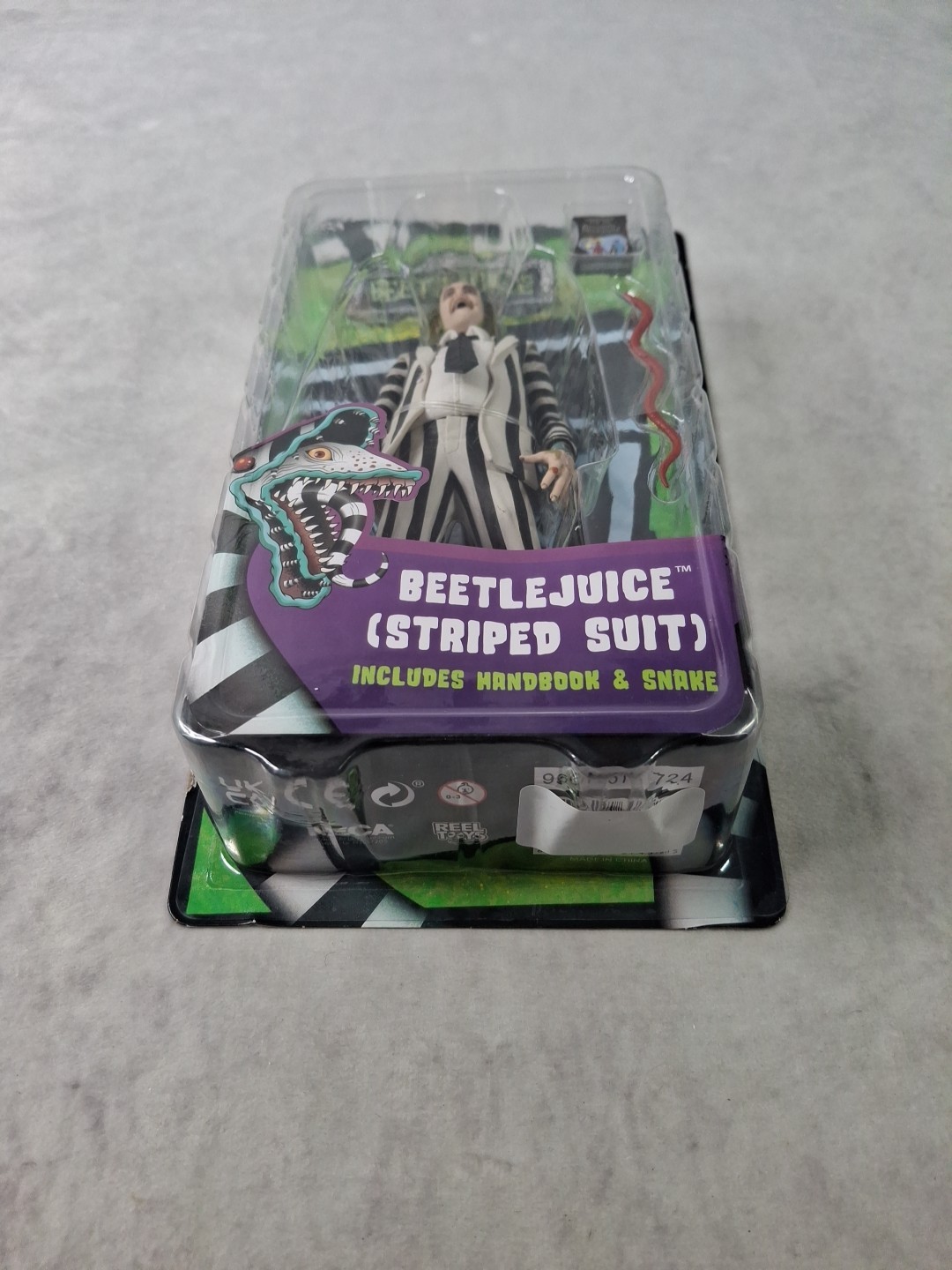 Beetlejuice Red Tuxedo 7″ NECA Action Figure w/Handbook & Snake New Sealed