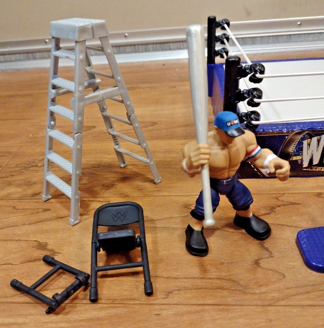 WWE Knuckle Crunchers RING “Wrestlemania goes Hollywood» Not Complete Toy Used