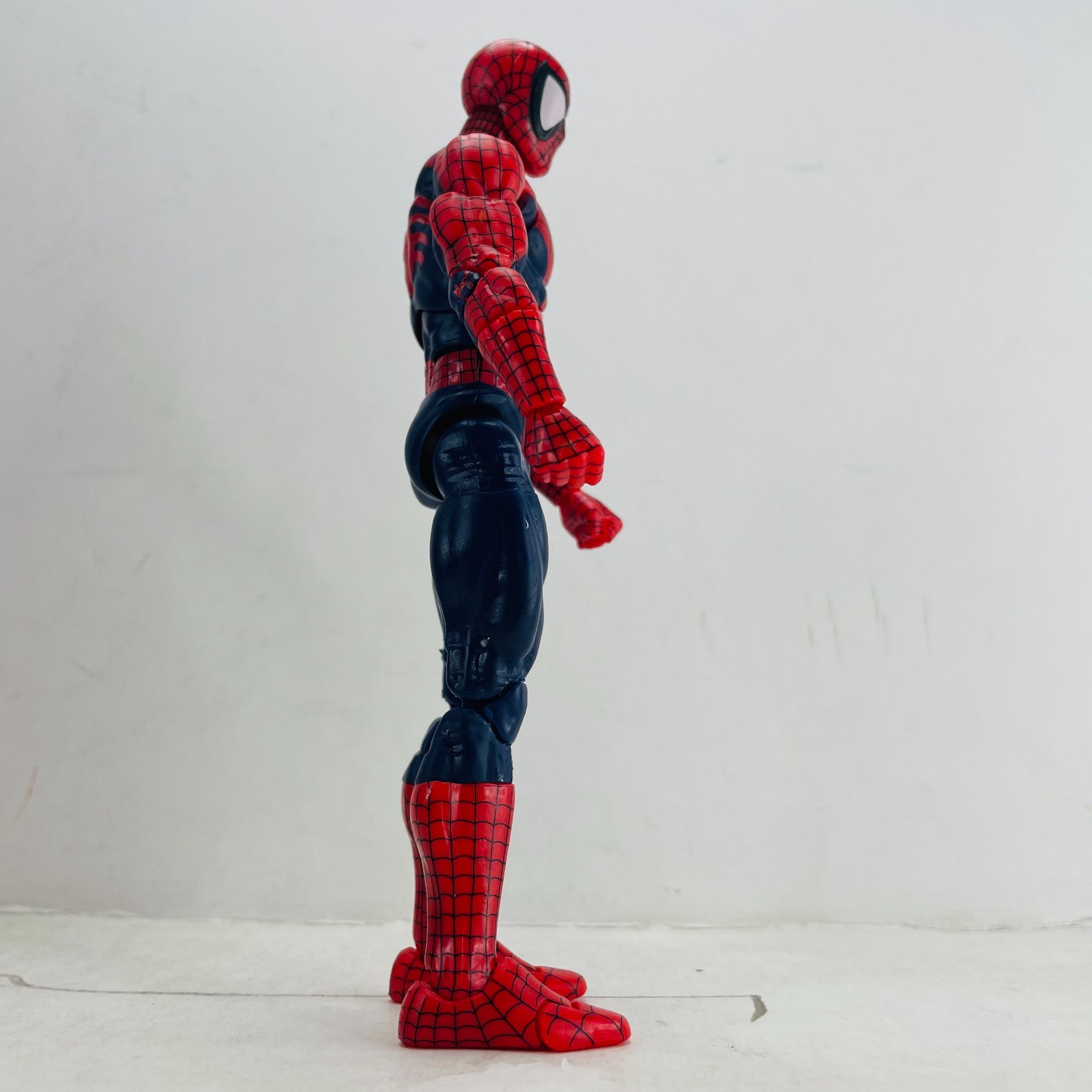 Marvel Legends Spider-Man Maximum Series w/Spider Web 5.5″ Action Figure Toy