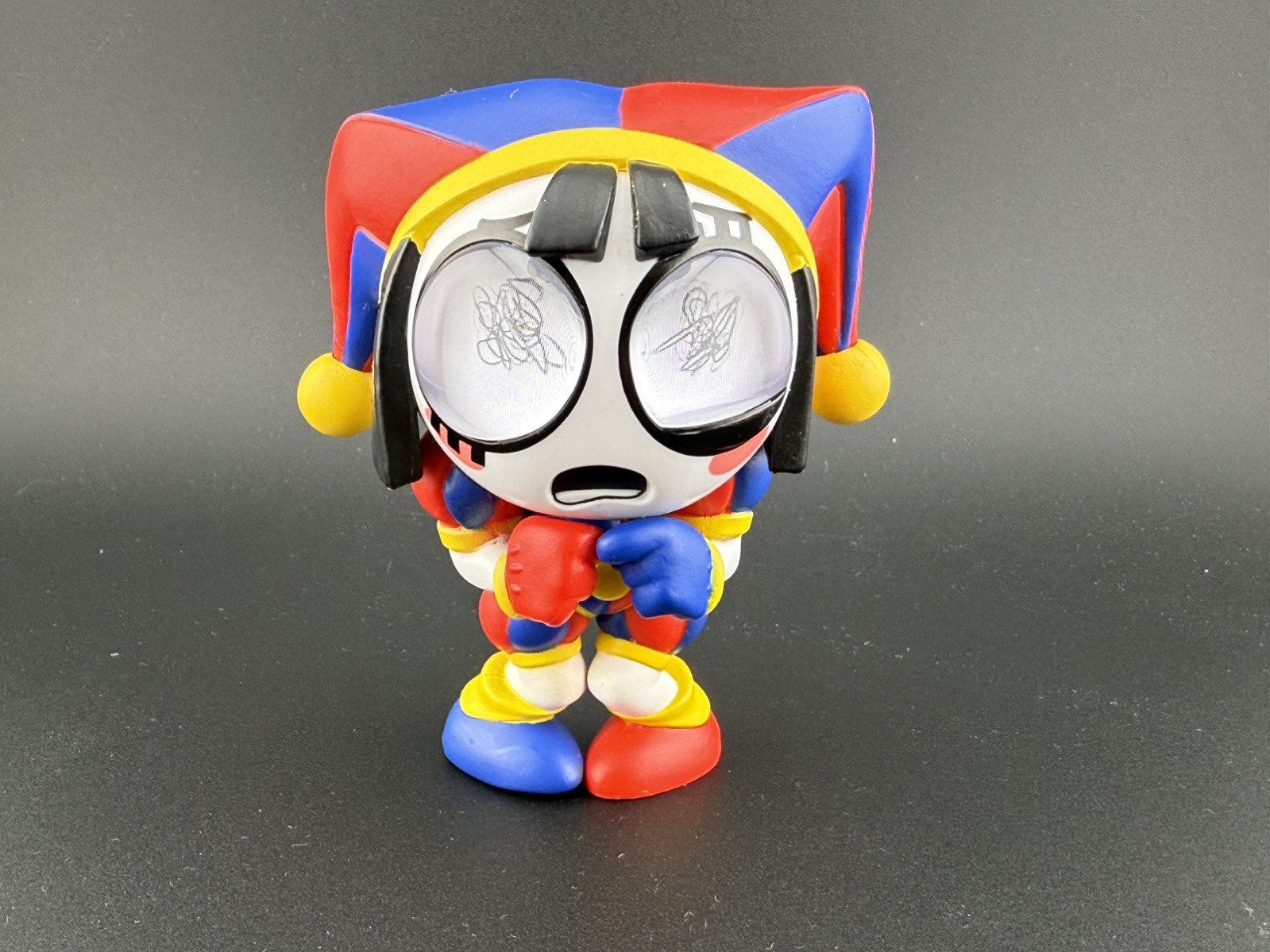 The Amazing Digital Circus All Star Collection 3 In Mini Figure Toy Pomni eyes