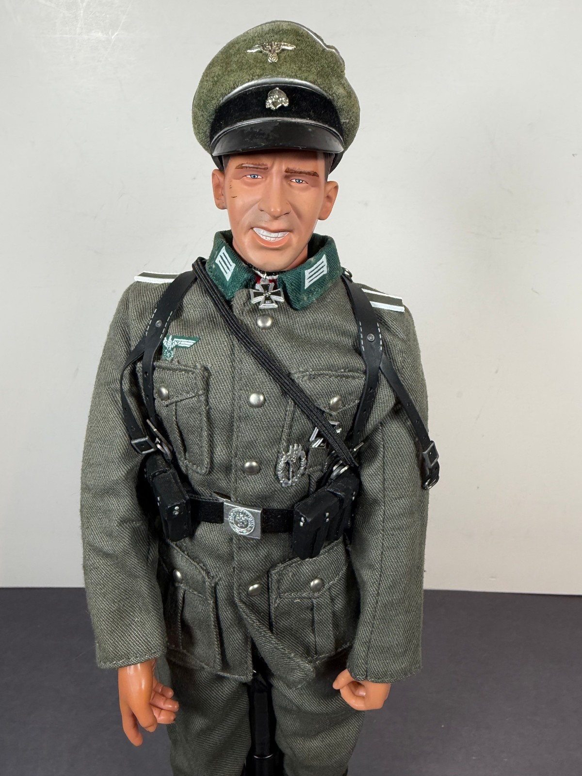 Dragon CUSTOM Kitbash WWII German Wehrmacht Officer 12″ Figure 1/6 Scale O257