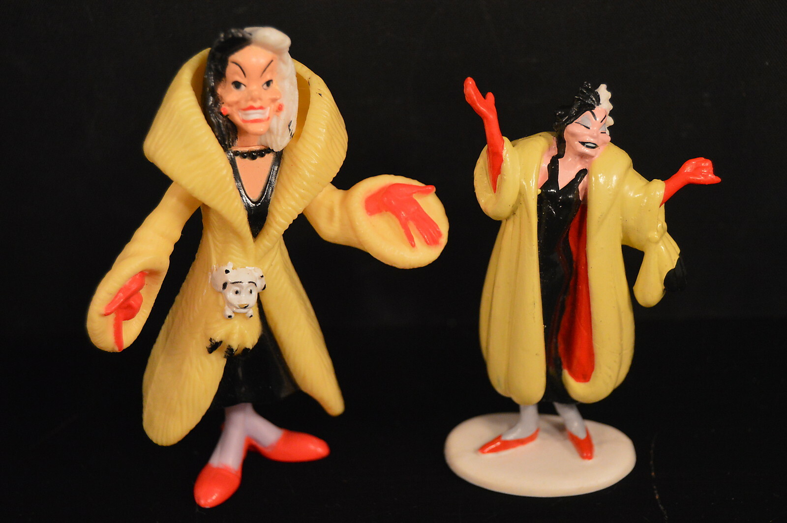 Lot of 4 DISNEY 101 DALMATIONS TOY FIGURES kids dogs children TV & MOVIE VG+