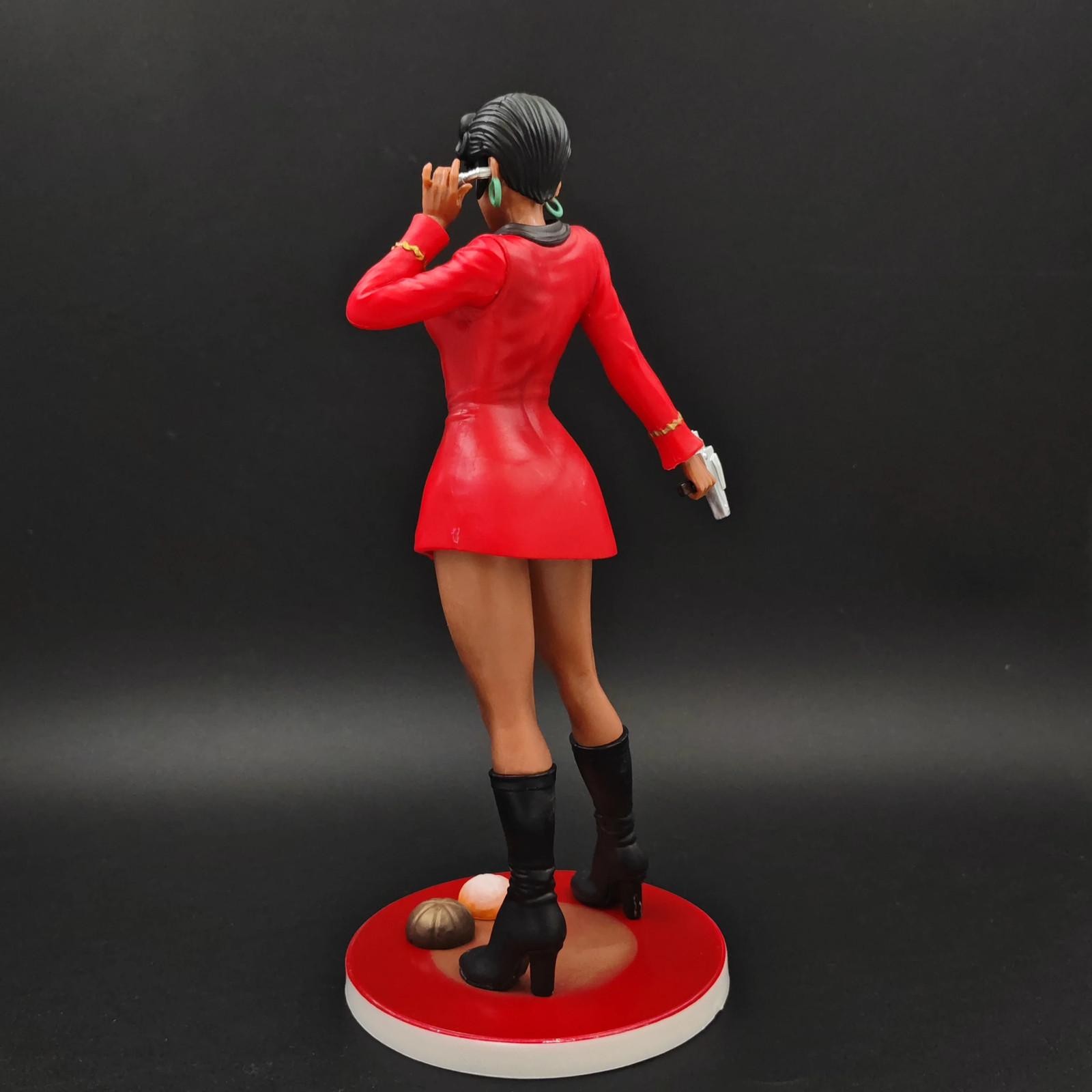 Sci Fi Space Officer Action Figure Collectible Standing Model Toy