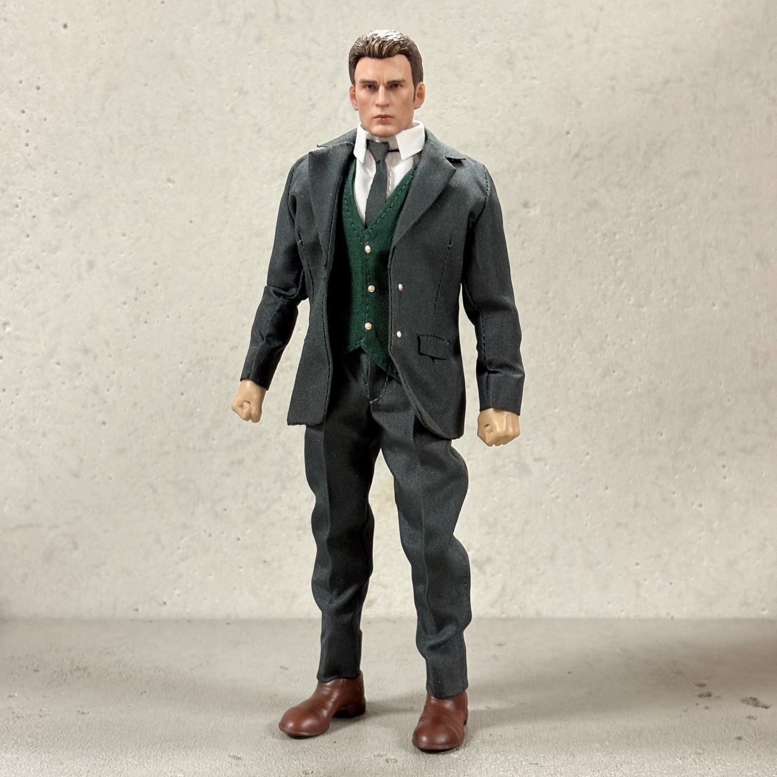 PB-DM-SUIT: 1/12 Dr. Doom Style Suit for 6″ Nota NT-01, NT-02, NT-02W body
