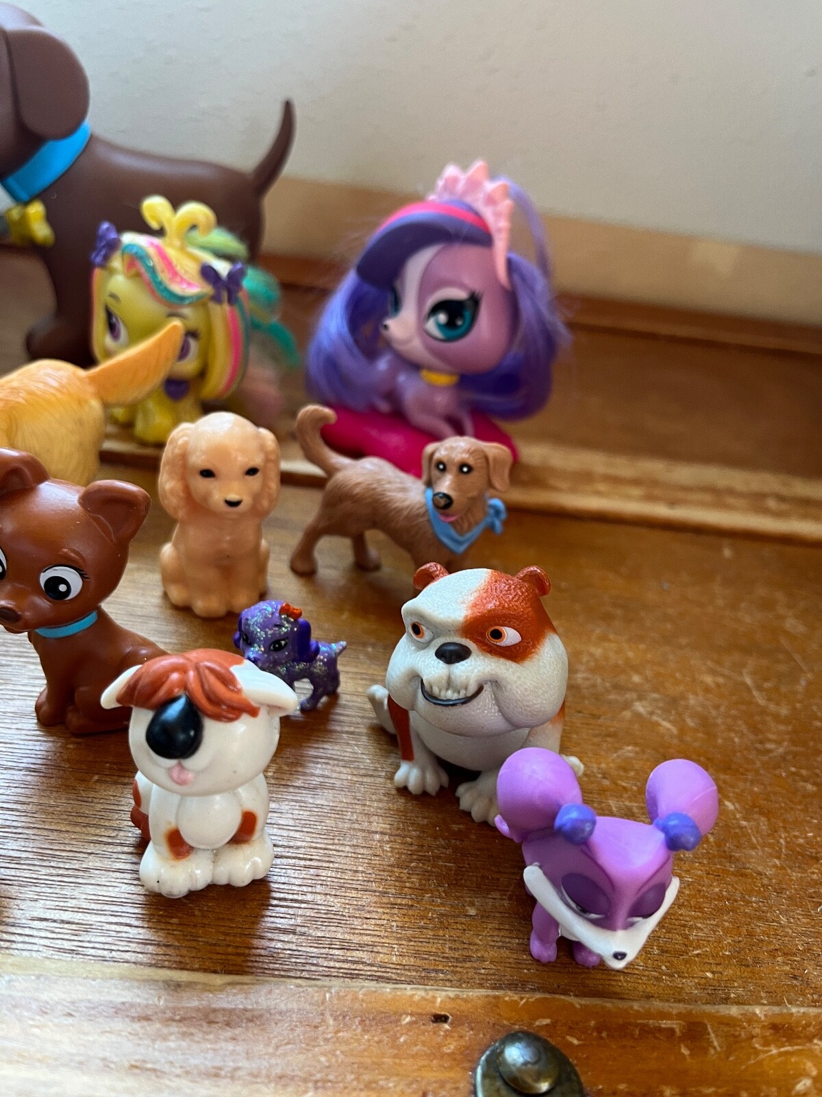Mixed Lot of Cute Plastic Rubber TV Movie & Not Puppy Dog Figures Animals –