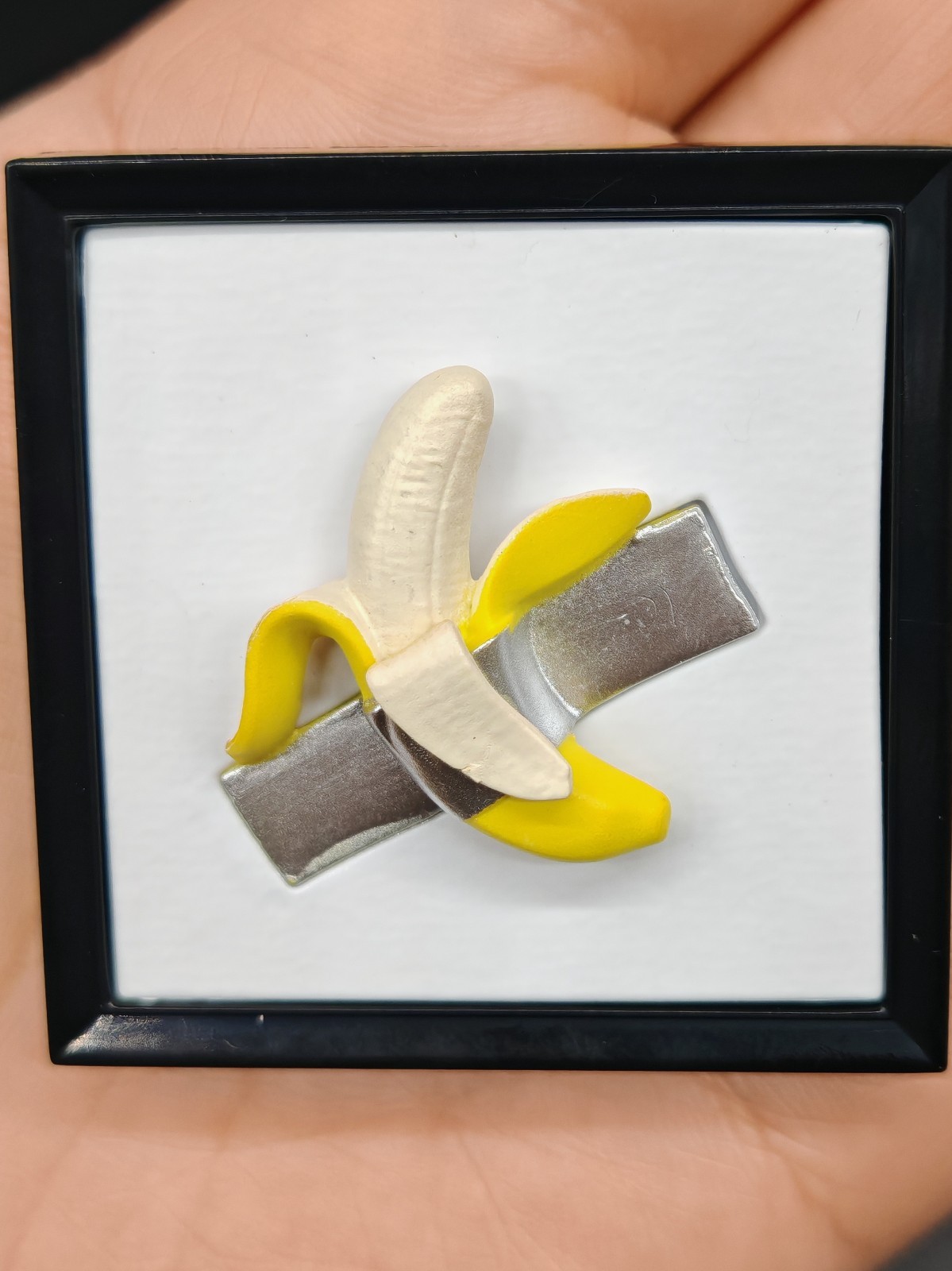 Zuru Mini Brands Rare Create Masterpieces LEGENDARY “Comedian” Duct Taped Banana