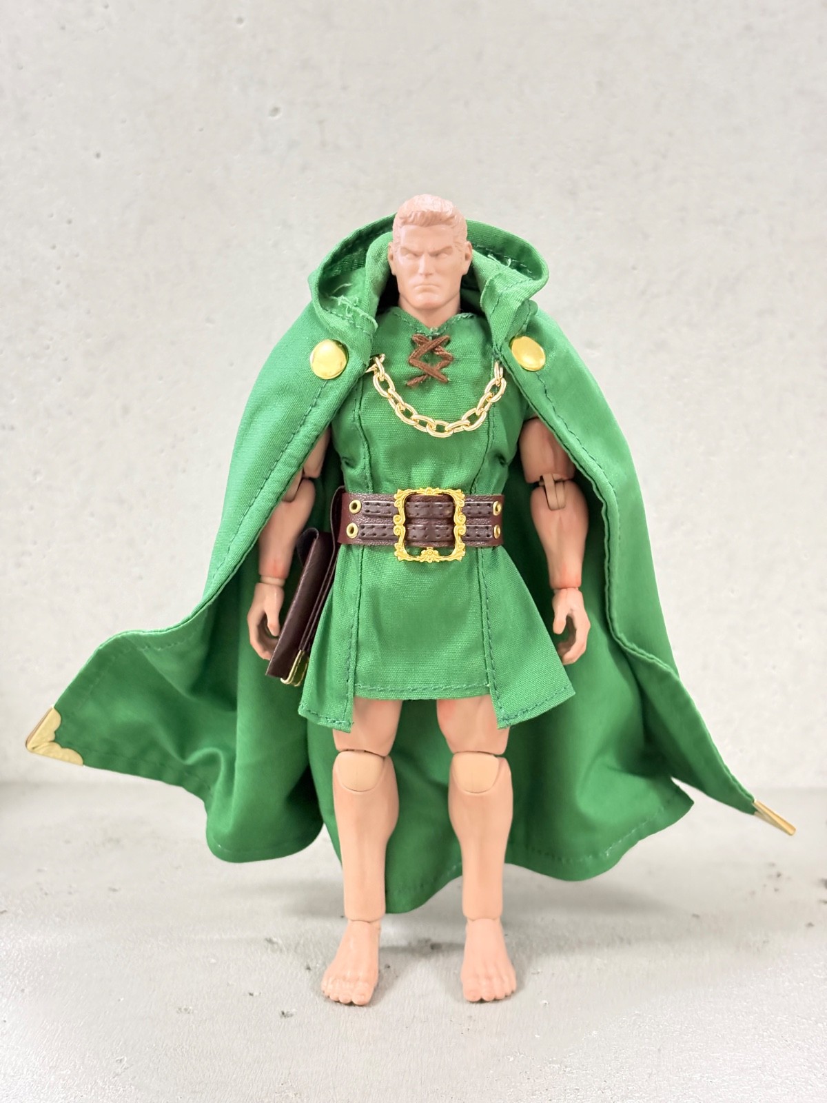 SU-DRDM-SET-LGN: 1/12 Deluxe Light Green Outfit Set for Marvel Legends Dr. Doom