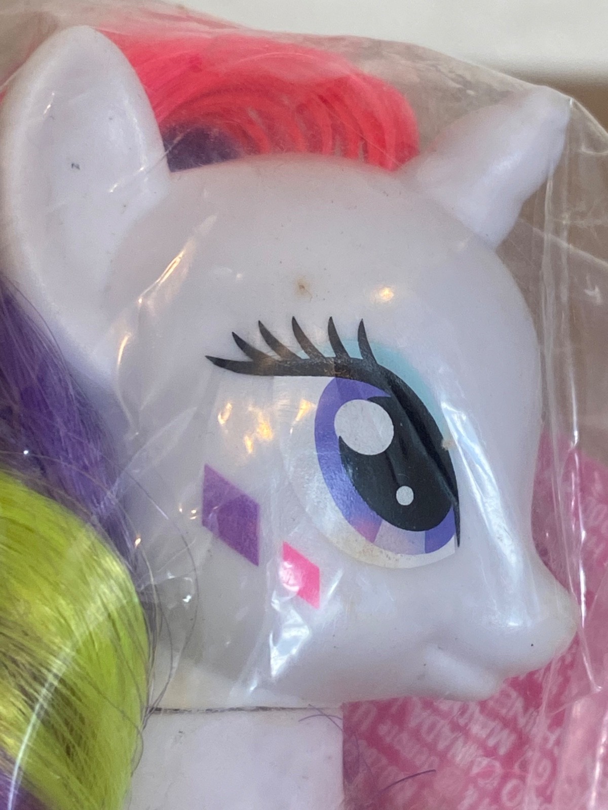 My Little Pony RARITY NEON RAINBOW POWER International, UK, China – 3″, G4, MIP
