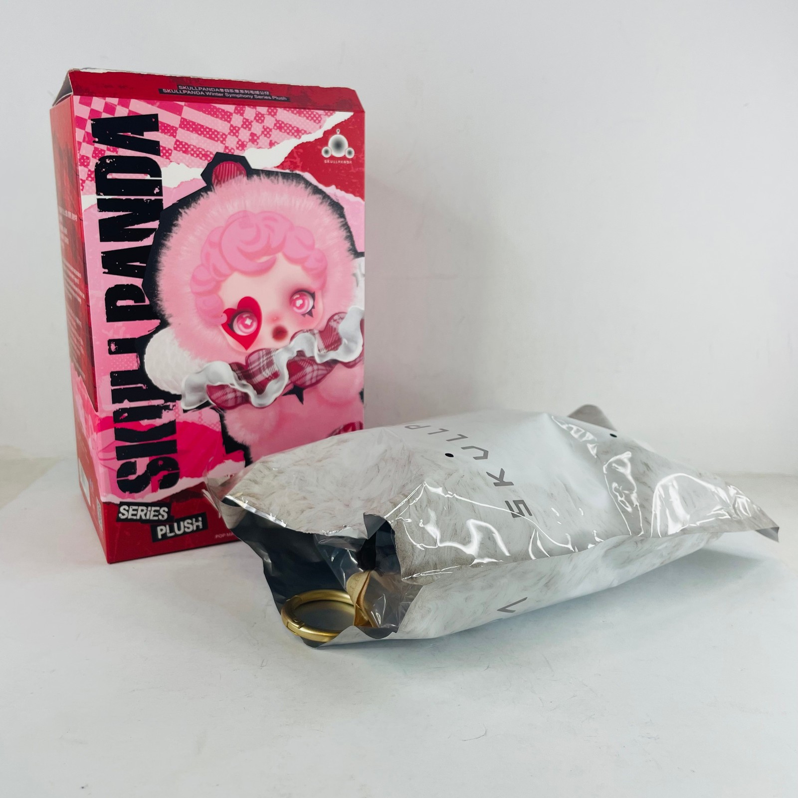 POP MART x SKULLPANDA Winter Symphony Series Plush Dolls Ode to Cocoa Sealed Bag