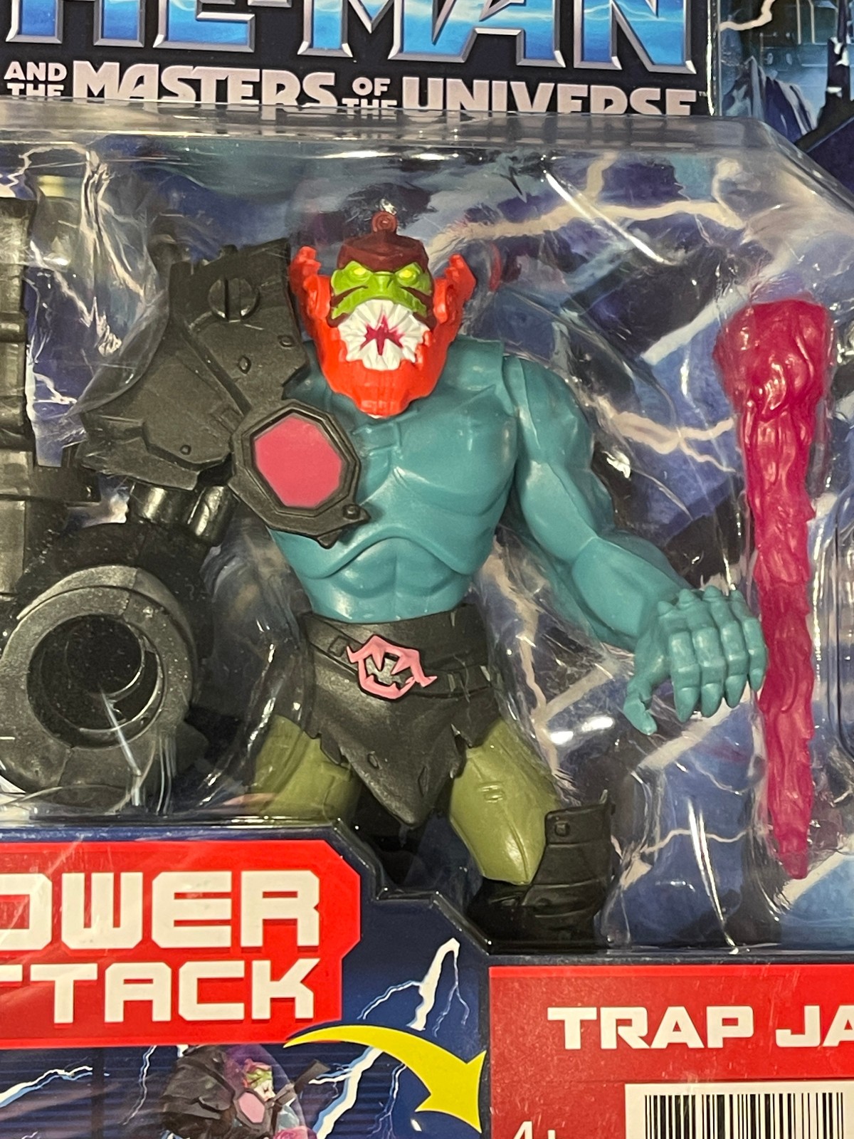 NEW! Mattel MOTU (Netflix) CORE TRAPJAW 5.5″ Action Figure w/POWER ATTACK MINT!