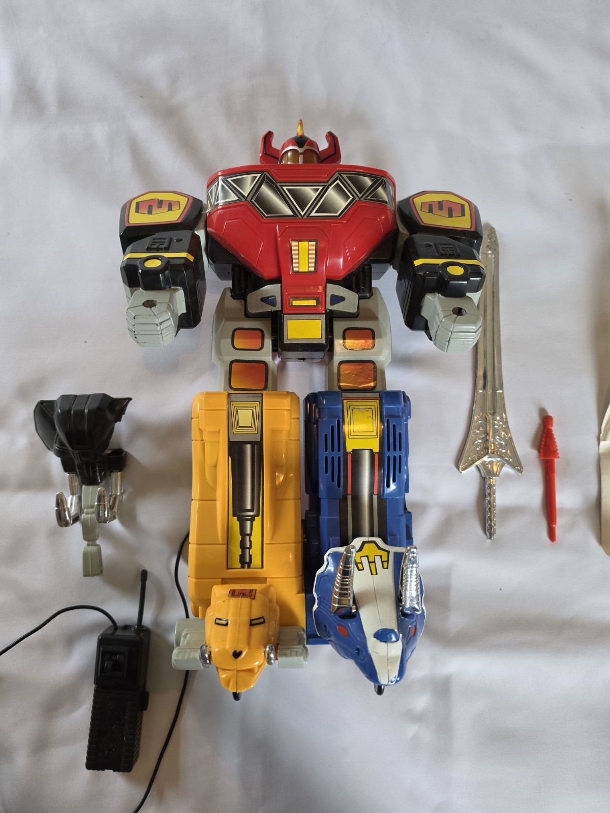 MIGHTY MORPHIN POWER RANGERS MEGAZORD ROBOT REMOTE CONTROL TOY 1994 BOXED