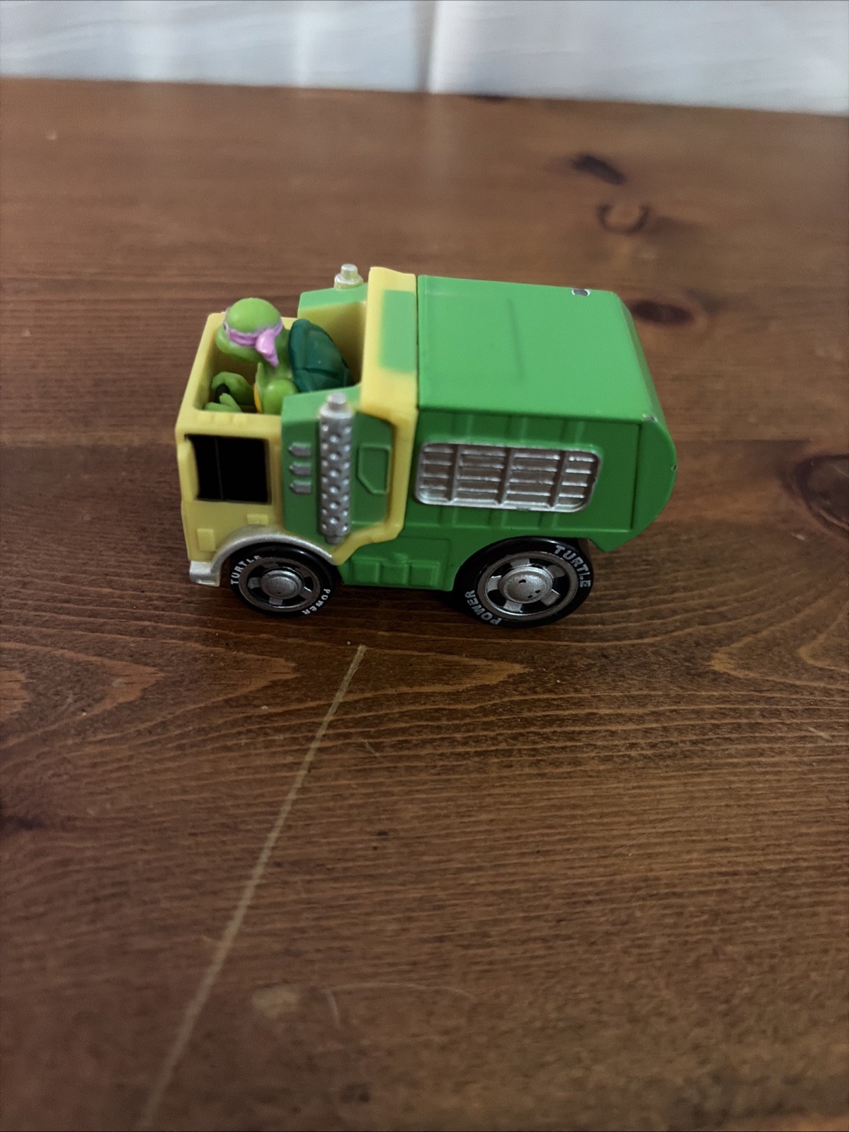 Nickelodeon Teenage Mutant Ninja Turtles Shell Riders Donatello Diecast Vehicle