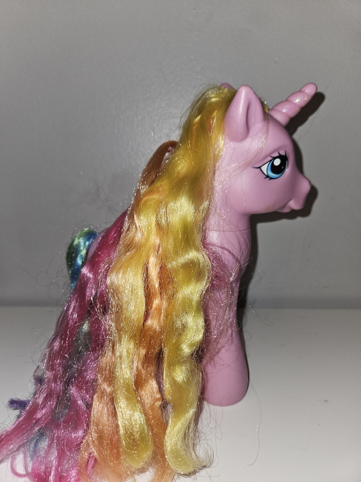 MLP My Little Pony G3 2005 Rarity Large Brushable Styling Ponies Hasbro