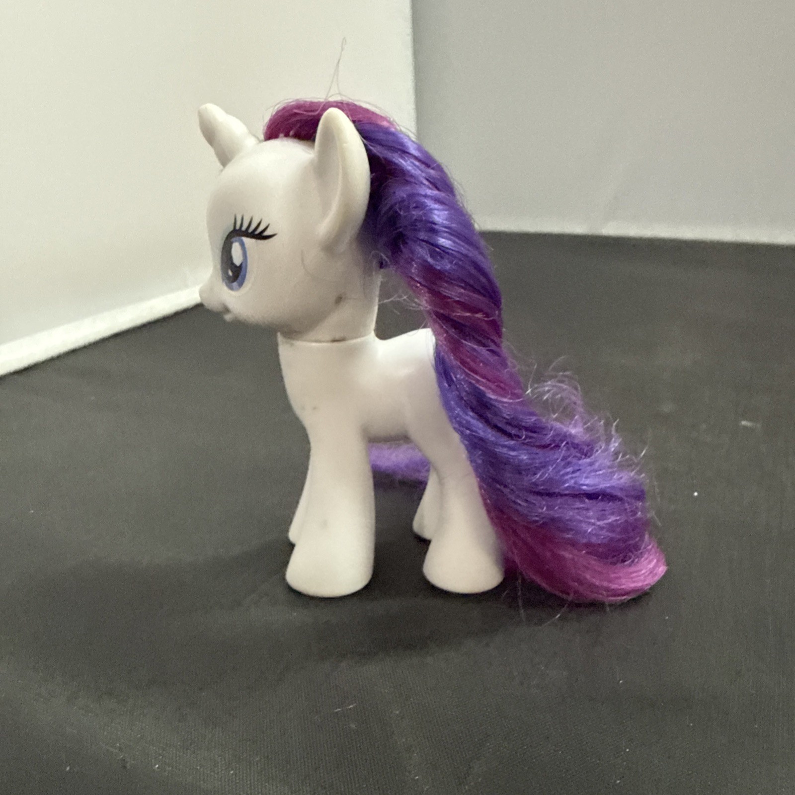 My Little Pony 3″ Figure – RARITY – 2010 Hasbro Friendship Is Magic