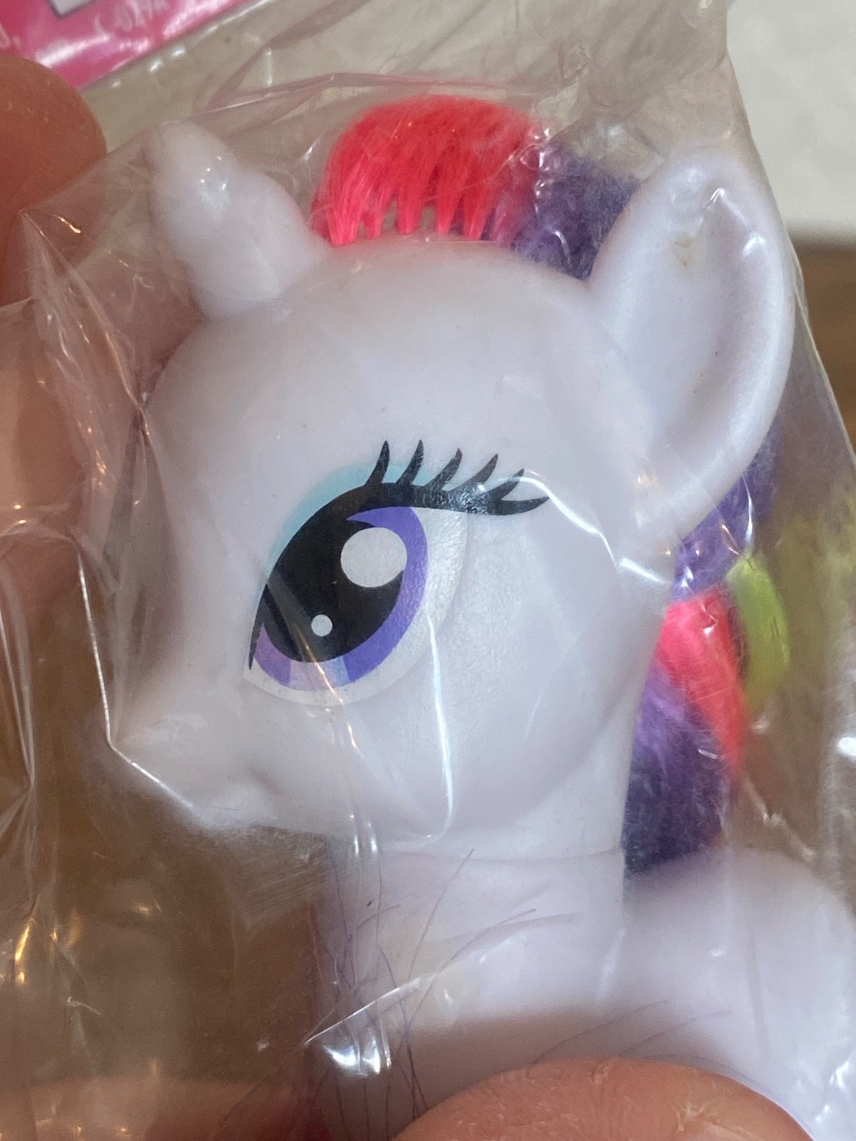 My Little Pony RARITY NEON RAINBOW POWER International, UK, China – 3″, G4, MIP