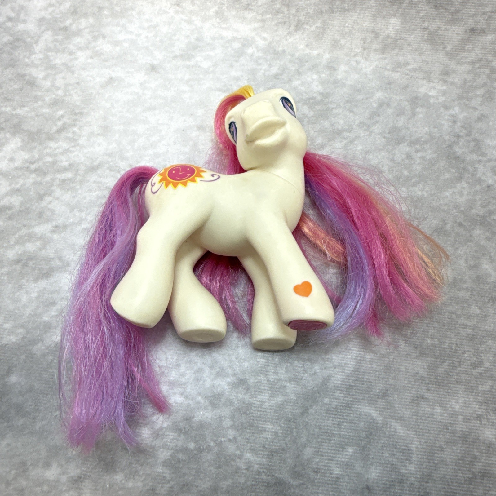Vintage My Little Pony G3 Sunny Daze Rainbow Celebration Hasbro 2002