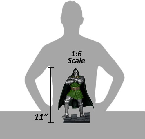 McFarlane Toys – Marvel – Doctor Doom 1:6th Scale Collectible (Doctor Doom #1) [