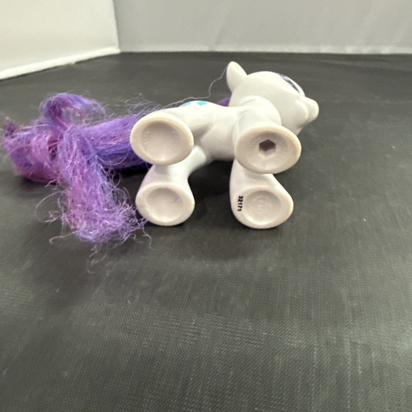 My Little Pony 3″ Figure – RARITY – 2010 Hasbro Friendship Is Magic