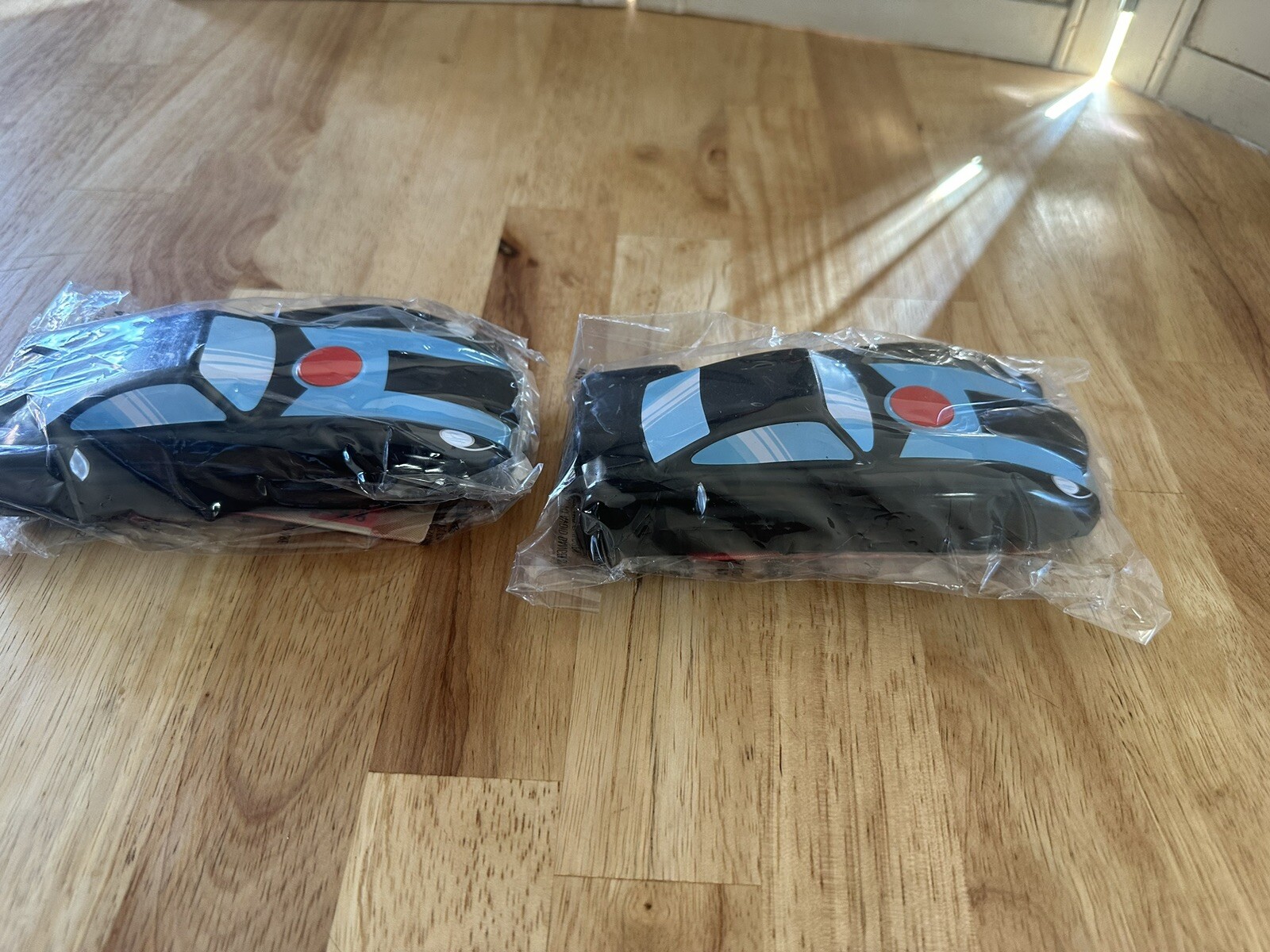 Incredibles SET OF 3 Disney Incredible Pullback Cars New Age 4 and up NWT