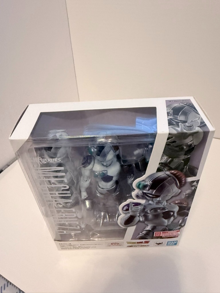 Bandai S.H.Figuarts Dragon Ball Z Mecha Frieza New