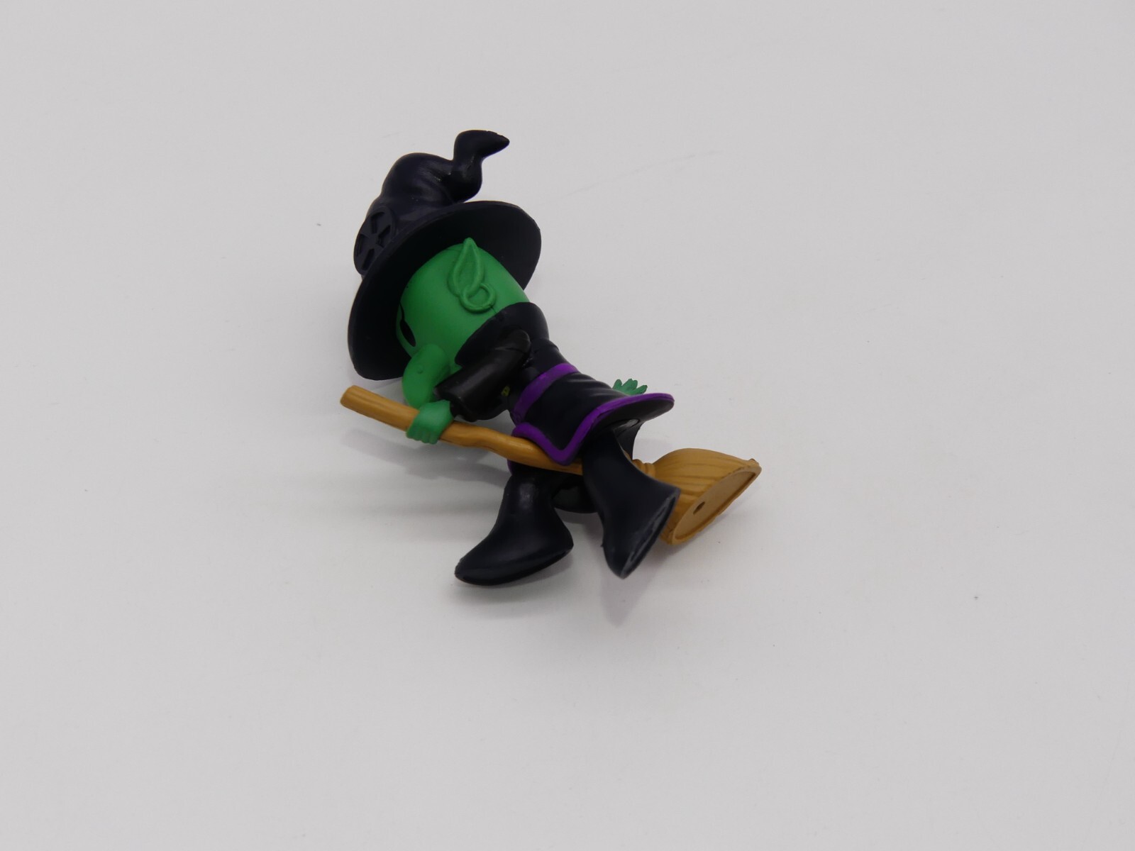 Phat Mojo Wacky Wizards Witch Broom Figure Toy Figurine