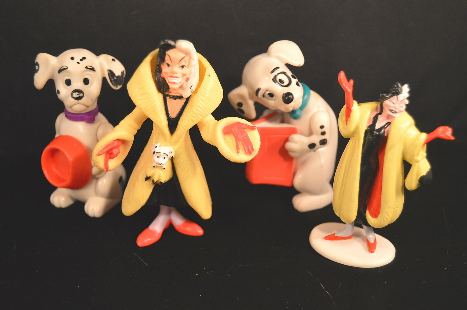 Lot of 4 DISNEY 101 DALMATIONS TOY FIGURES kids dogs children TV & MOVIE VG+