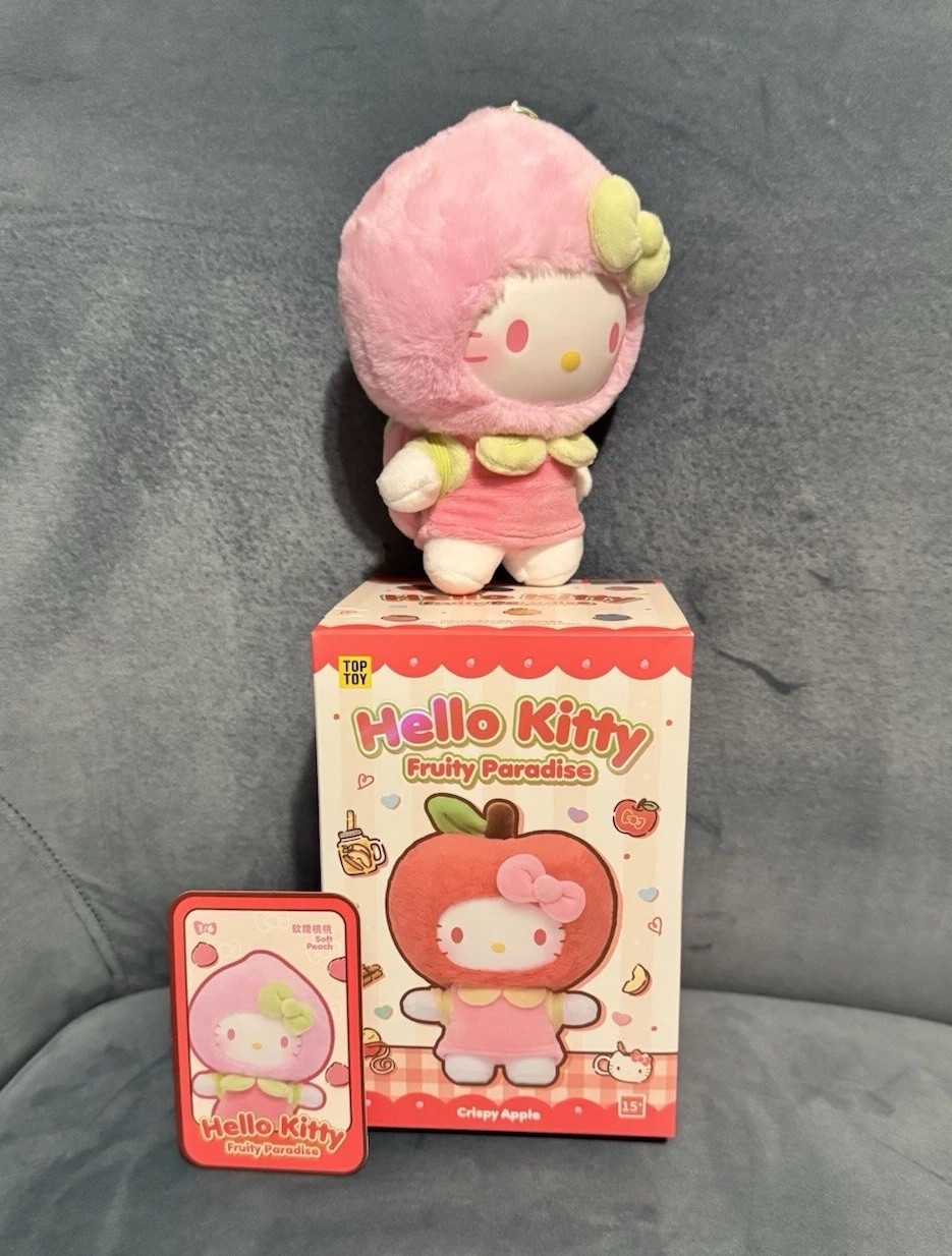 Top Toy Hello Kitty Fruity Paradise Opened Plush Pendant – Soft Peach
