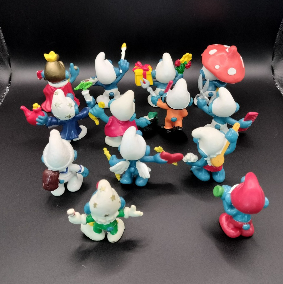 13 Smurfs Vintage Toy Figure Papa King Heart Mushroom Smurf Scheich Lot Y 82