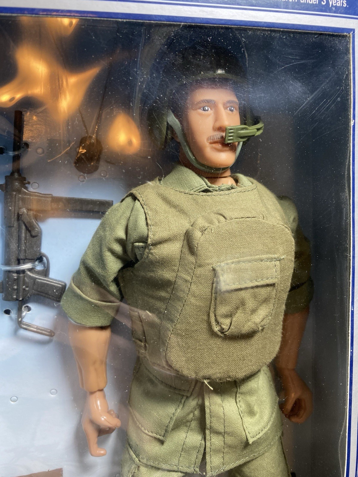 Soldiers of the World Vietnam War 1961-1975 Helicopter Door Gunner OPEN BOX