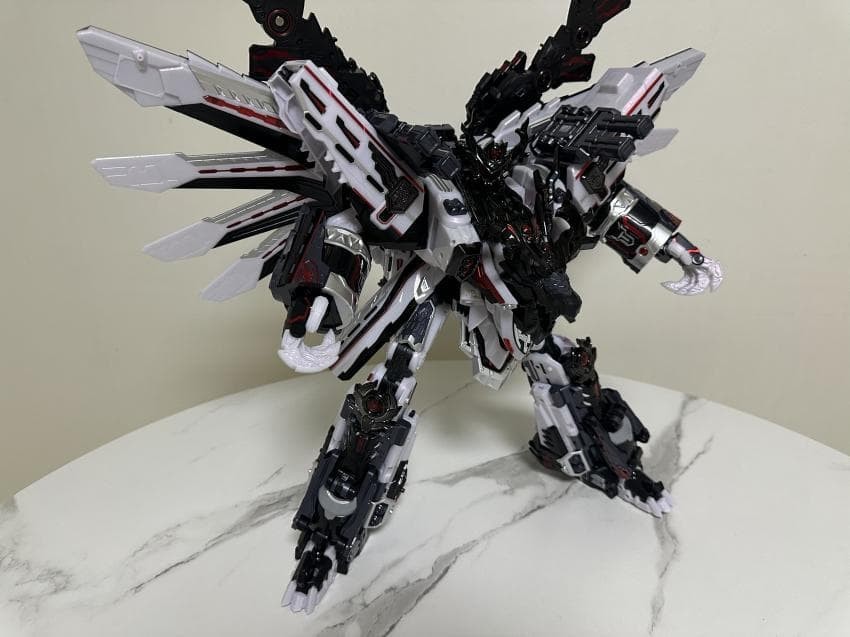Metal Cardbot W «Tyrant Zero» – The Ultimate Colossal Black Dragon Emperor K-toy