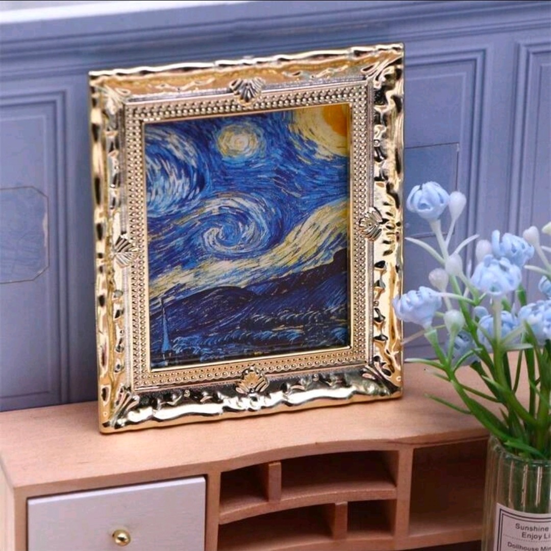 👉 ZURU Mini Brands Masterpieces Mini Toy Collectible Art Series