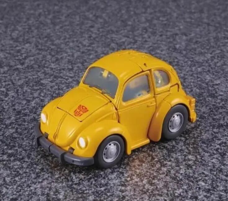Transformers Masterpiece MP45 Cybertron Espionage Autobot Bumblebee ver 2.0 New