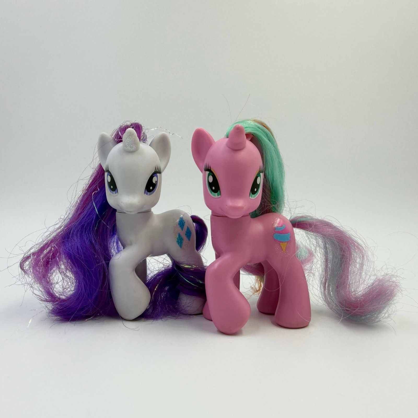 MLP My Little Pony Sweetie Swirl Rarity G4 Brushable Carousel Boutique