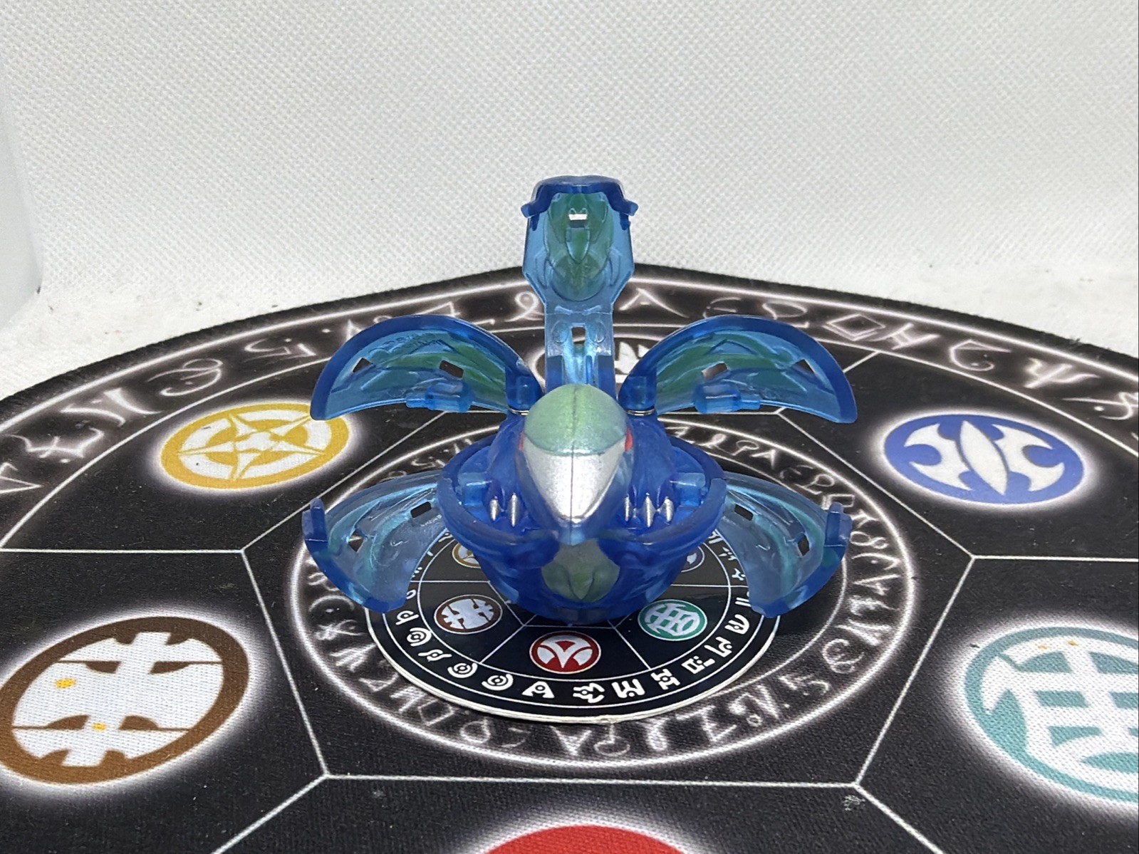 Bakugan Battle Brawlers B2 Aquos Translucent Oberus Japan Import VHTF