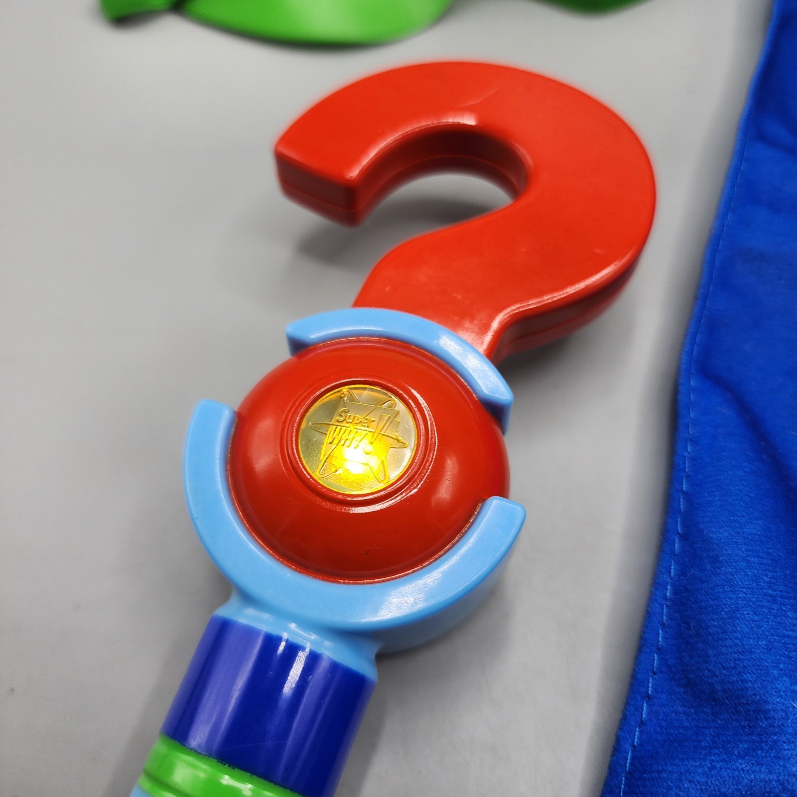 2009 Learning Curve Super Why Writer Wand Light Up, Cape + MASK! Set / Works
