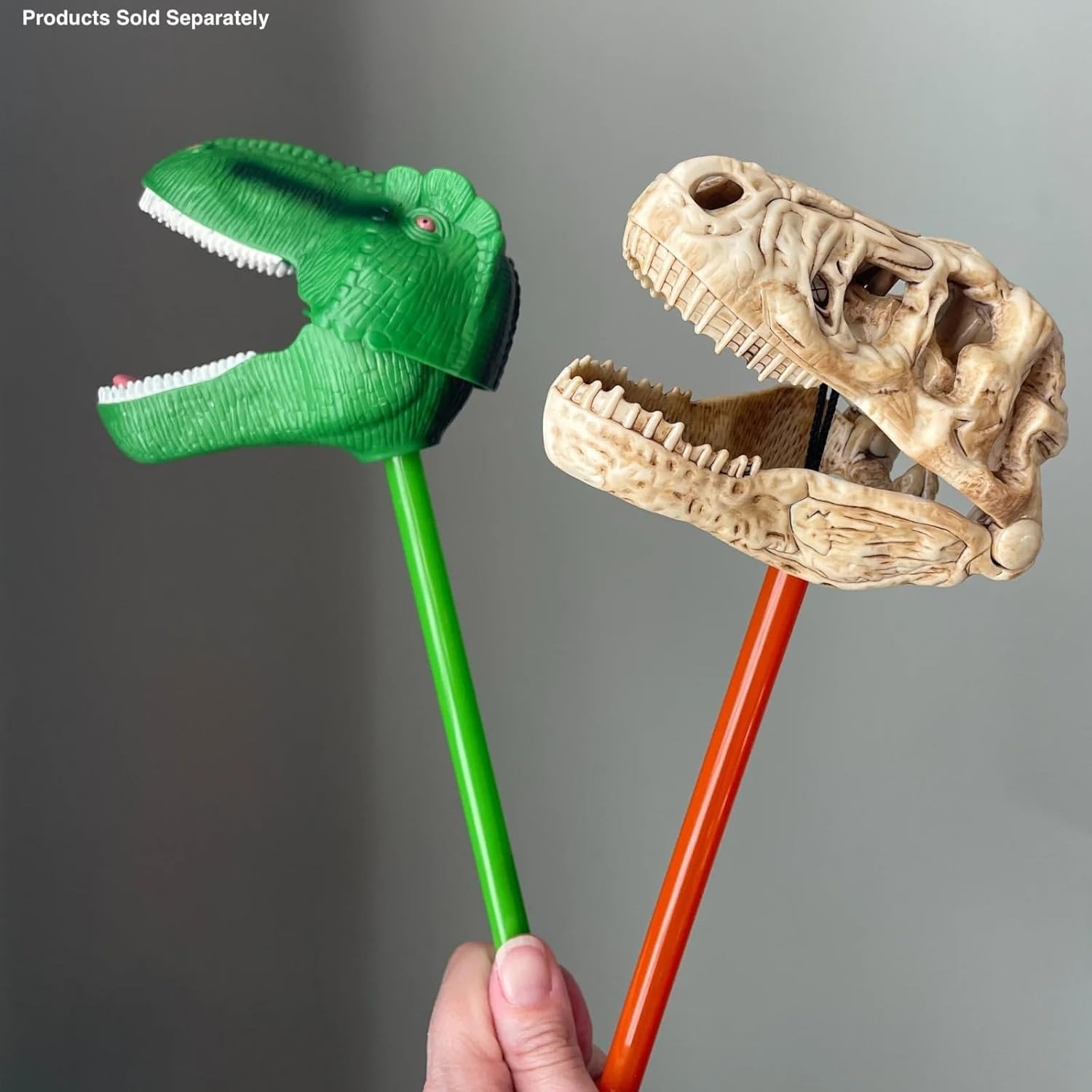 T-Rex Skull Snapper – Hand-Operated 18″ Dinosaur-Themed ABS Plastic Toy – Engagi