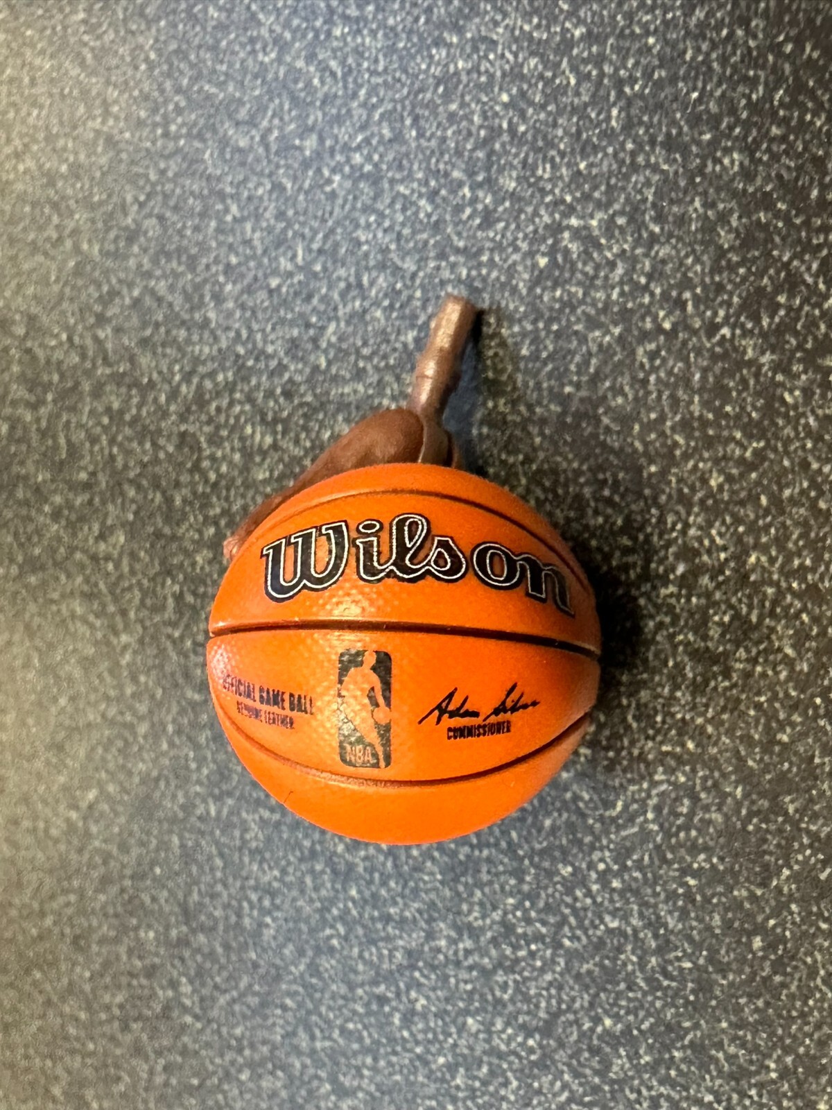 Starting Lineup (MALE HAND W/BALL ONLY) 6″ Scale MINT Basketball Prop Joel